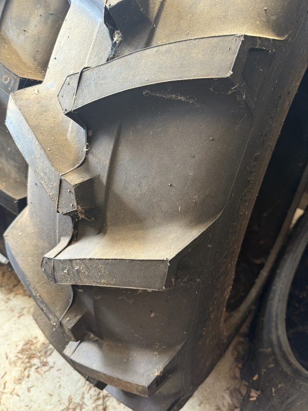 BKT TR-135 15.5-38 8PLY Tractor Tire - Image 3