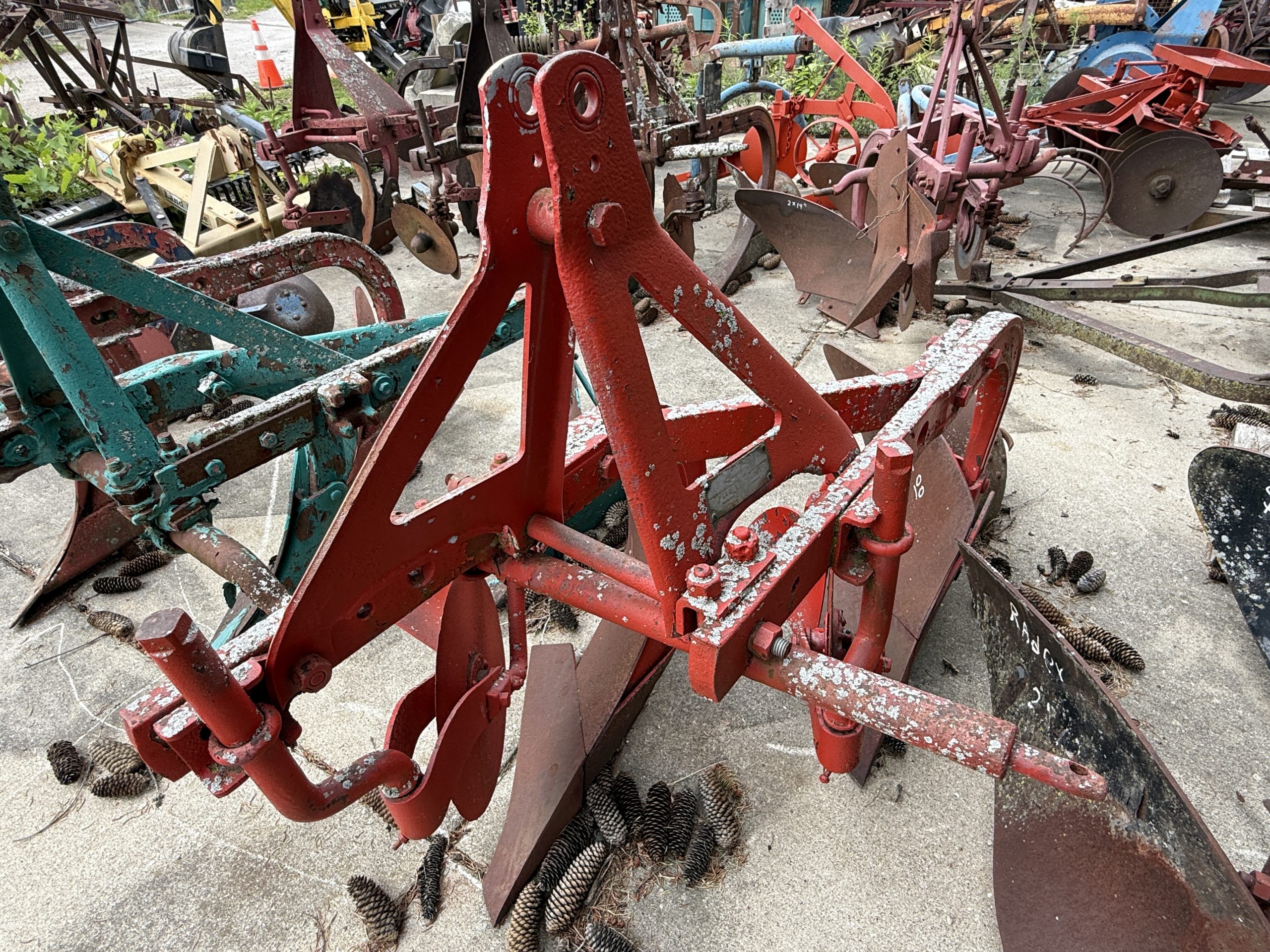 Dearborn Model 10-8 Plow