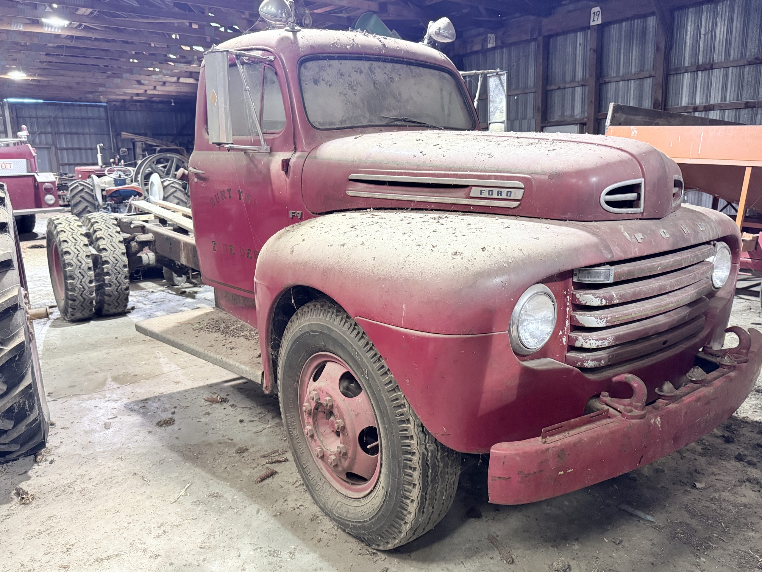 Vintage Ford F-7 Fire Department Truck Cab & Chassis – Dual Rear Wheels – Restoration Project